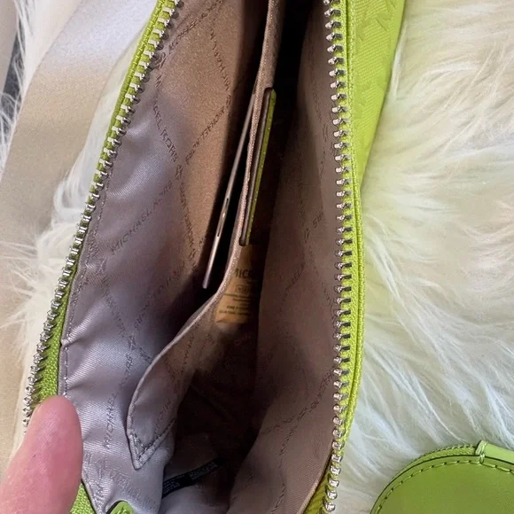 Michael Kors Lime Green Crossbody Bag Trio Jet Set Travel - Picture 9 of 16